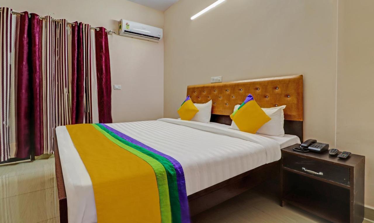 Itsy By Treebo - Divine Inn Chandīgarh Dış mekan fotoğraf